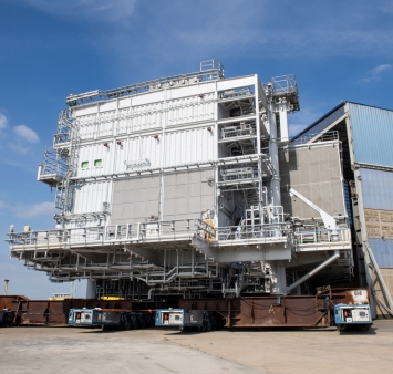 Succesvolle move out substation topside Hollandse Kust (west Beta)